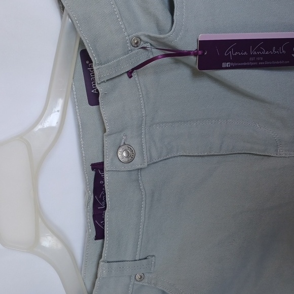 Gloria Vanderbilt Amanda jeans, slimming, khaki - Picture 2 of 7